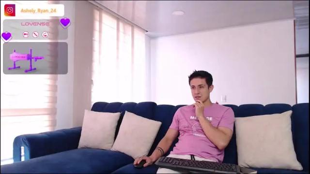 Image 4 of ashely_ryan24 Stream on Chaturbate on 20 days ago
