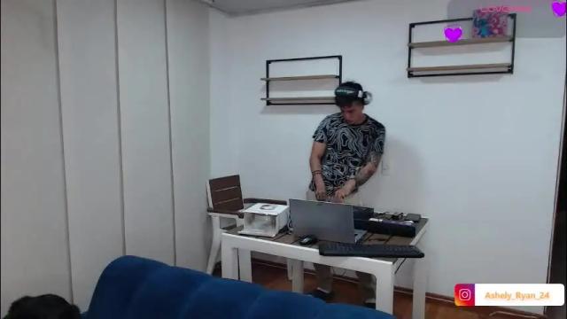 Image 4 of ashely_ryan24 Stream on Chaturbate on 13 days ago