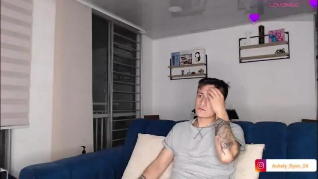 Image 2 of ashely_ryan24 Stream on Chaturbate on 6 days ago