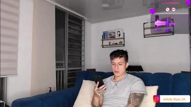 Image 4 of ashely_ryan24 Stream on Chaturbate on 6 days ago