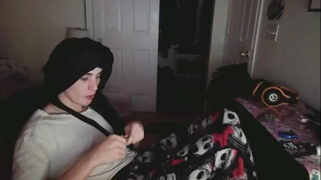 Image 2 of ashethegengar Stream on Chaturbate on 3 months ago