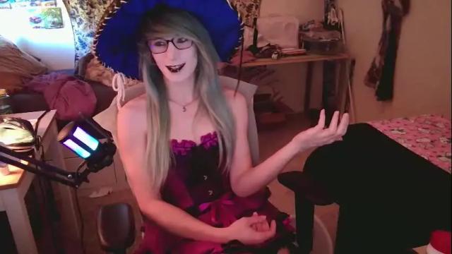 Image 2 of ashethegengar Stream on Chaturbate on 3 days ago