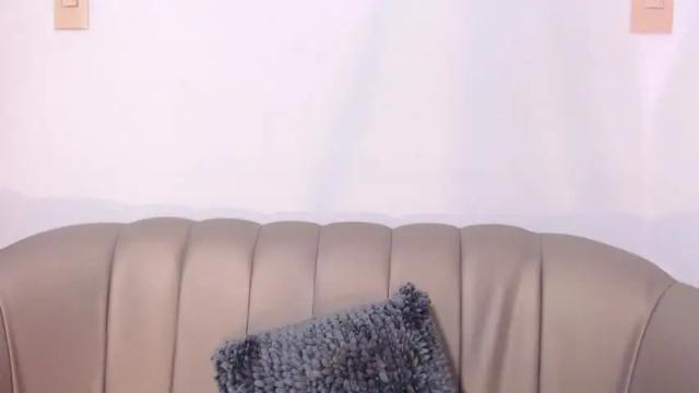 Image 6 of ashleey_coopeer Stream on Chaturbate on 16 months ago