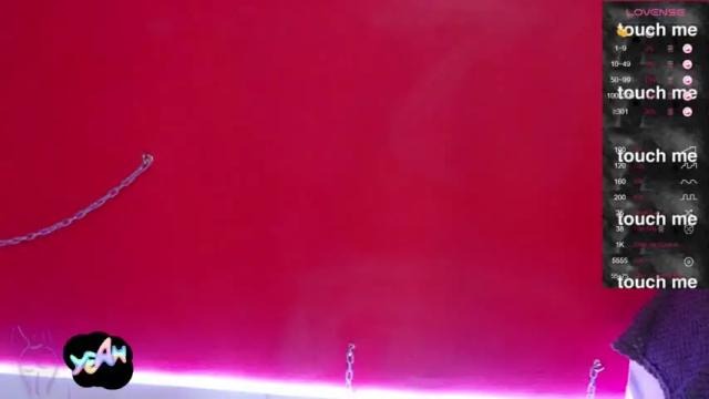 Image 12 of ashleey_fox Stream on Chaturbate on 14 months ago