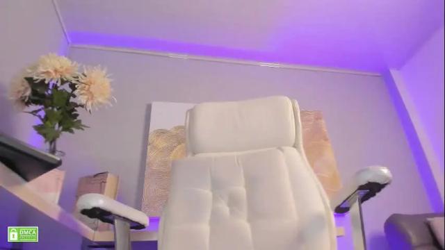 Image 8 of ashleey_thompsonn Stream on Chaturbate on 1 month ago