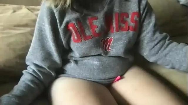 Image 4 of ashleighpink Stream on Chaturbate on 27 days ago