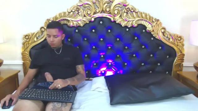 Image 7 of ashley_and_leon Stream on Chaturbate on 12 months ago