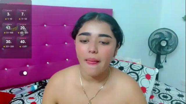 Image 4 of ashley_arias Stream on Chaturbate on 7 months ago