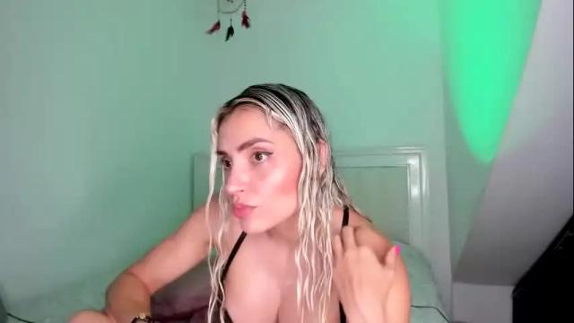 Image 3 of ashley_blair Stream on Chaturbate on 2 months ago