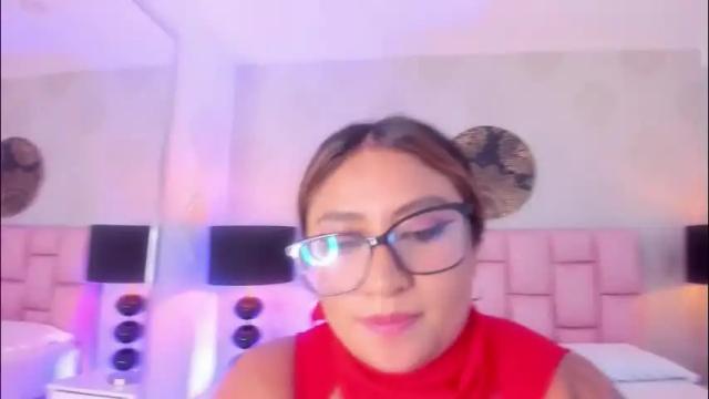 Image 2 of ashley_bruche Stream on Chaturbate on 2 months ago