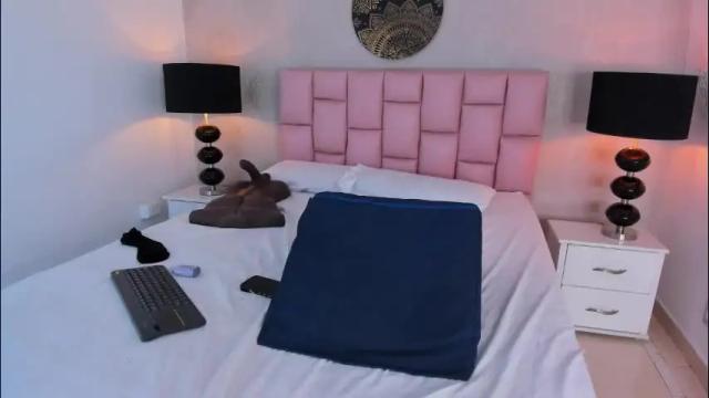 Image 4 of ashley_bruche Stream on Chaturbate on 2 months ago