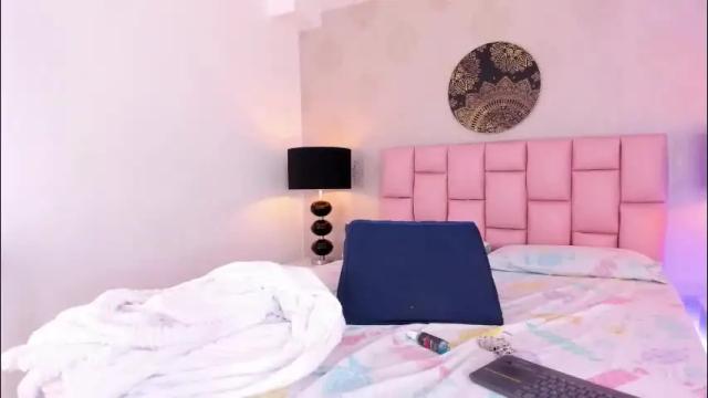 Image 2 of ashley_bruche Stream on Chaturbate on 1 month ago