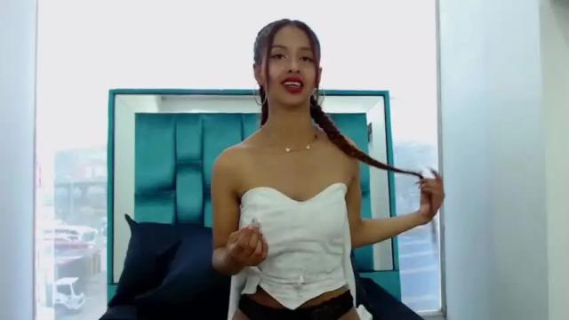 Image 12 of ashley_collins18 Stream on Chaturbate on 15 months ago