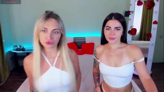 Image 3 of ashley_crashly Stream on Chaturbate on 2 months ago