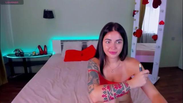 Image 2 of ashley_crashly Stream on Chaturbate on 1 month ago