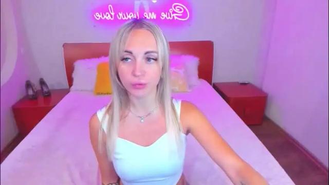 Image 8 of ashley_crashly Stream on Chaturbate on 9 days ago