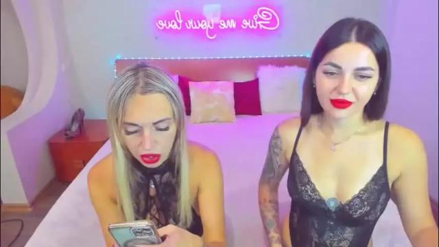 Image 2 of ashley_crashly Stream on Chaturbate on 2 days ago