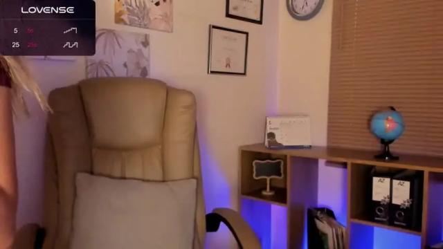 Image 11 of ashley_gaia Stream on Chaturbate on 14 months ago
