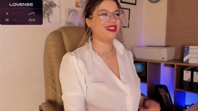 Image 6 of ashley_gaia Stream on Chaturbate on 14 months ago