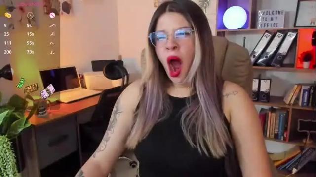 Image 6 of ashley_gaia Stream on Chaturbate on 3 months ago