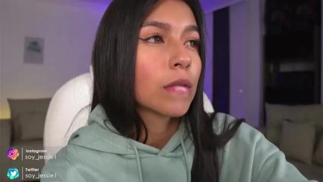 Image 11 of ashley_jones9 Stream on Chaturbate on 12 months ago