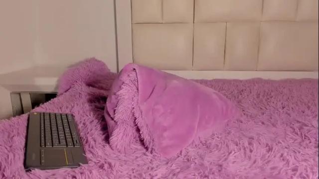 Image 3 of ashley_js Stream on Chaturbate on 1 month ago