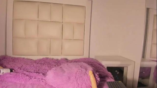 Image 7 of ashley_js Stream on Chaturbate on 2 months ago