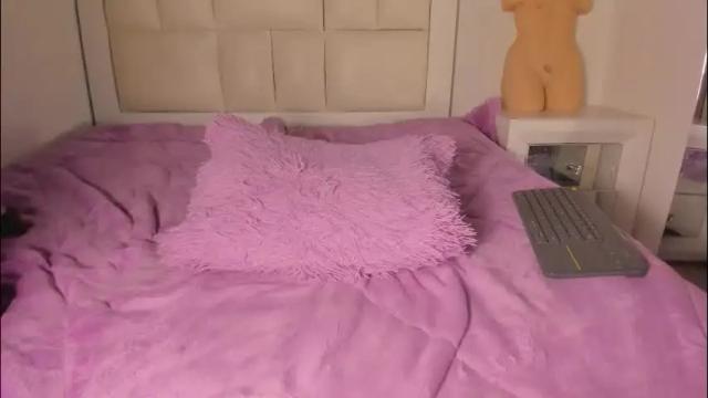 Image 2 of ashley_js Stream on Chaturbate on 1 month ago