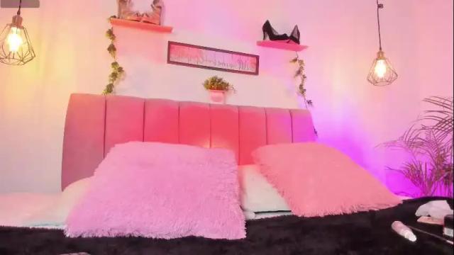 Image 3 of ashley_kim2 Stream on Chaturbate on 1 month ago