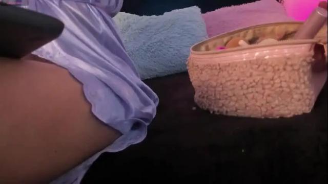 Image 12 of ashley_kim2 Stream on Chaturbate on 1 month ago