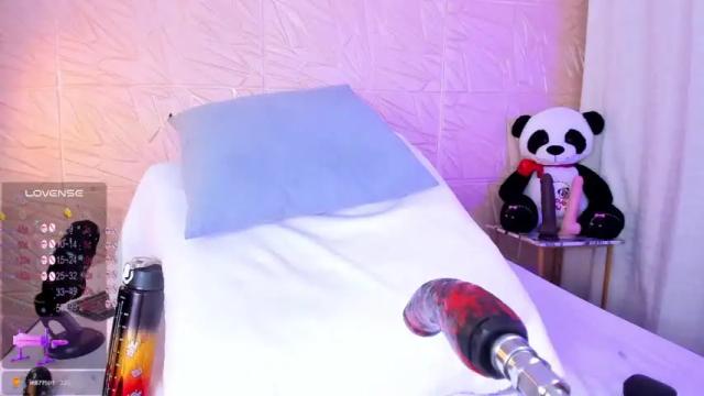 Image 12 of ashley_nicoll Stream on Chaturbate on 14 months ago