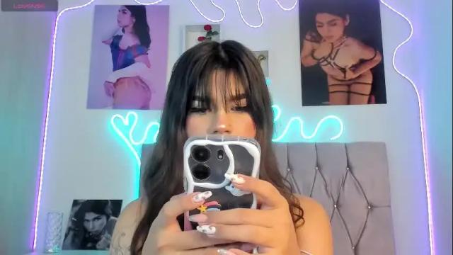 Image 2 of ashley_piinkk Stream on Chaturbate on 1 month ago