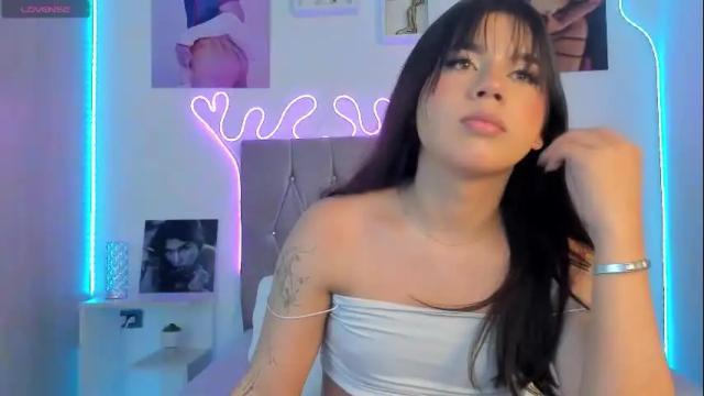 Image 2 of ashley_piinkk Stream on Chaturbate on 1 month ago
