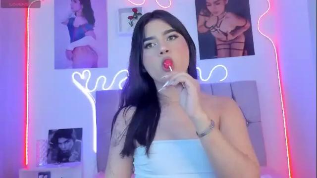 Image 7 of ashley_piinkk Stream on Chaturbate on 28 days ago
