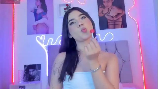 Image 8 of ashley_piinkk Stream on Chaturbate on 28 days ago