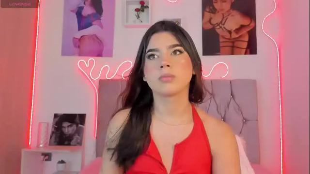 Image 8 of ashley_piinkk Stream on Chaturbate on 27 days ago