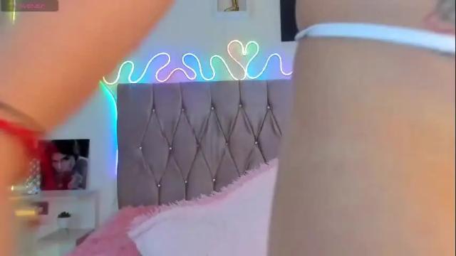 Image 6 of ashley_piinkk Stream on Chaturbate on 23 days ago