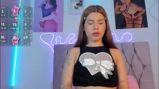 Image 3 of ashley_piinkk Stream on Chaturbate on 3 months ago