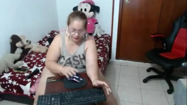 Image 6 of ashley_pink11 Stream on Chaturbate on 2 months ago