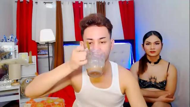 Image 3 of ashley_slutty Stream on Chaturbate on 17 days ago
