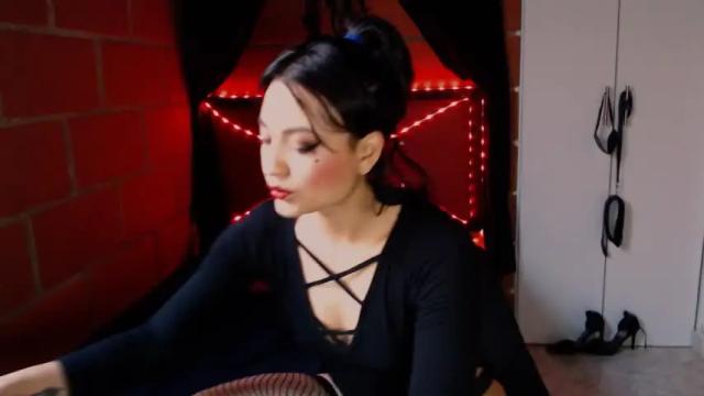 Image 2 of ashley_spinellix Stream on Chaturbate on 15 months ago