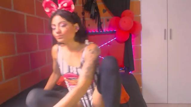 Image 11 of ashley_spinellix Stream on Chaturbate on 15 months ago