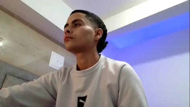 Image 2 of ashley_starkk Stream on Chaturbate on 19 months ago