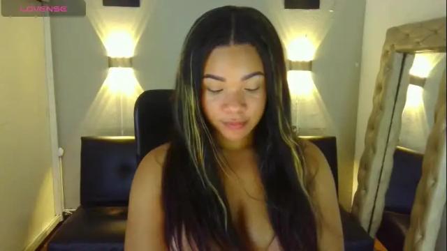 Image 4 of ashley_tompson2 Stream on Chaturbate on 9 days ago