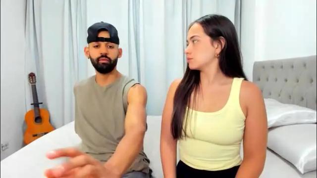 Image 2 of ashleyandzamir Stream on Chaturbate on 16 days ago