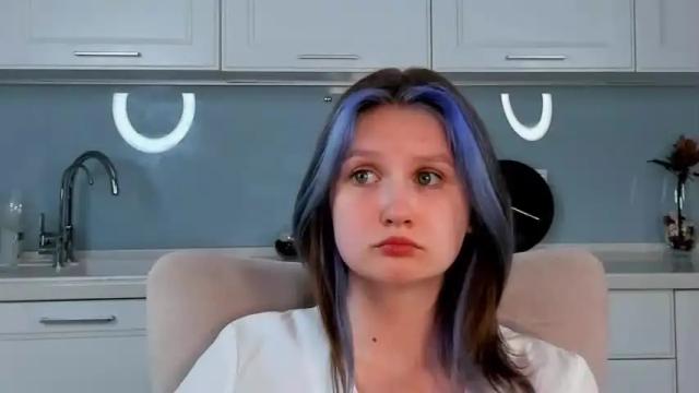 Image 12 of ashleyarras Stream on Chaturbate on 14 months ago