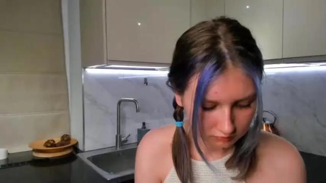 Image 3 of ashleyarras Stream on Chaturbate on 14 months ago