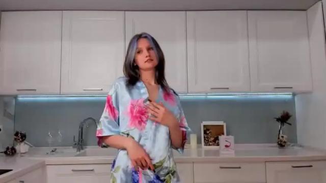 Image 10 of ashleyarras Stream on Chaturbate on 14 months ago
