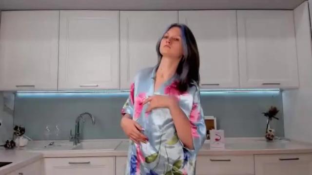 Image 8 of ashleyarras Stream on Chaturbate on 14 months ago
