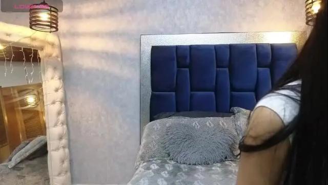 Image 6 of ashleybrend Stream on Chaturbate on 29 days ago